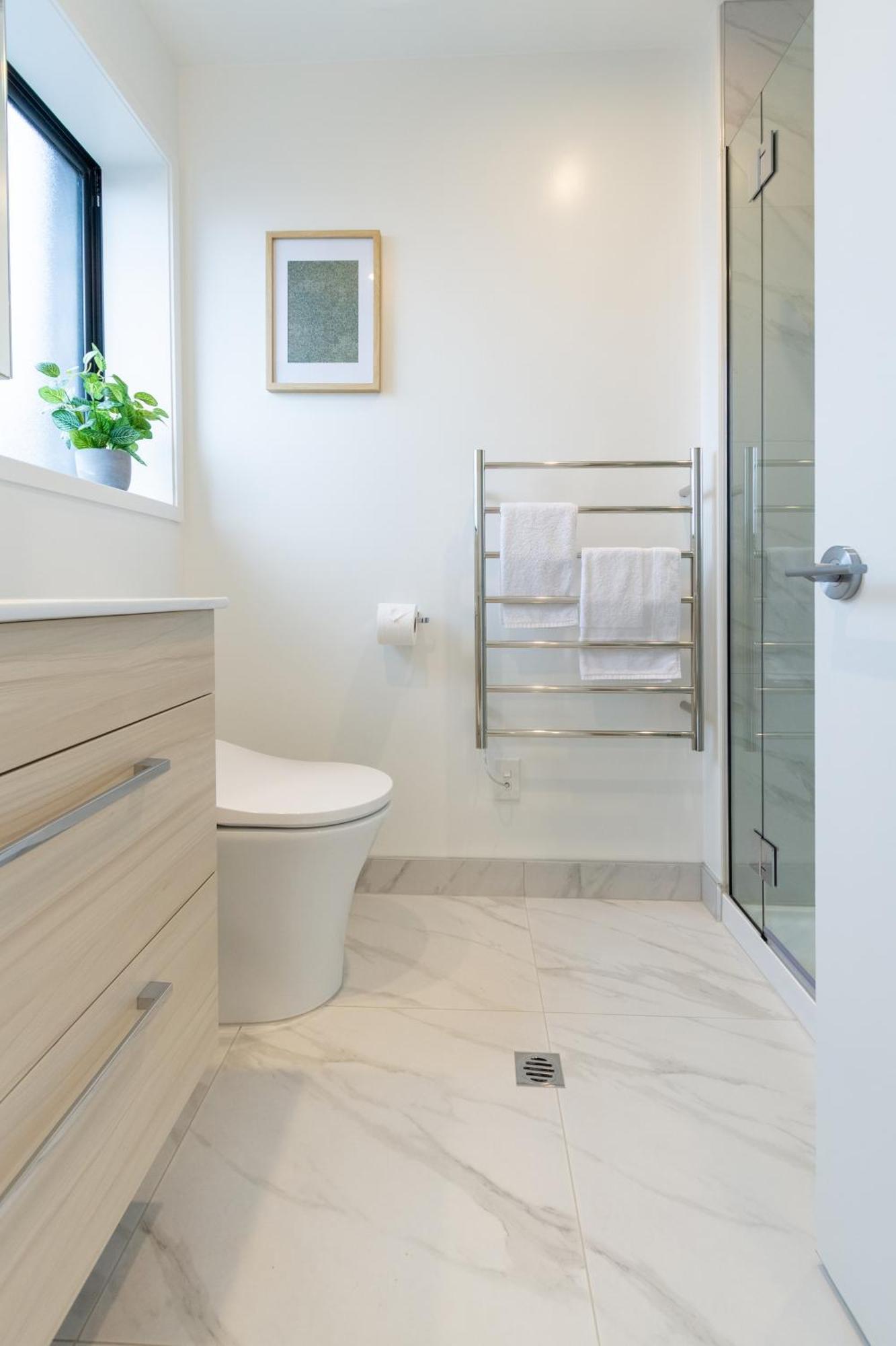 Downtown Comfort: Modern Studio With Backyard Christchurch Exterior foto